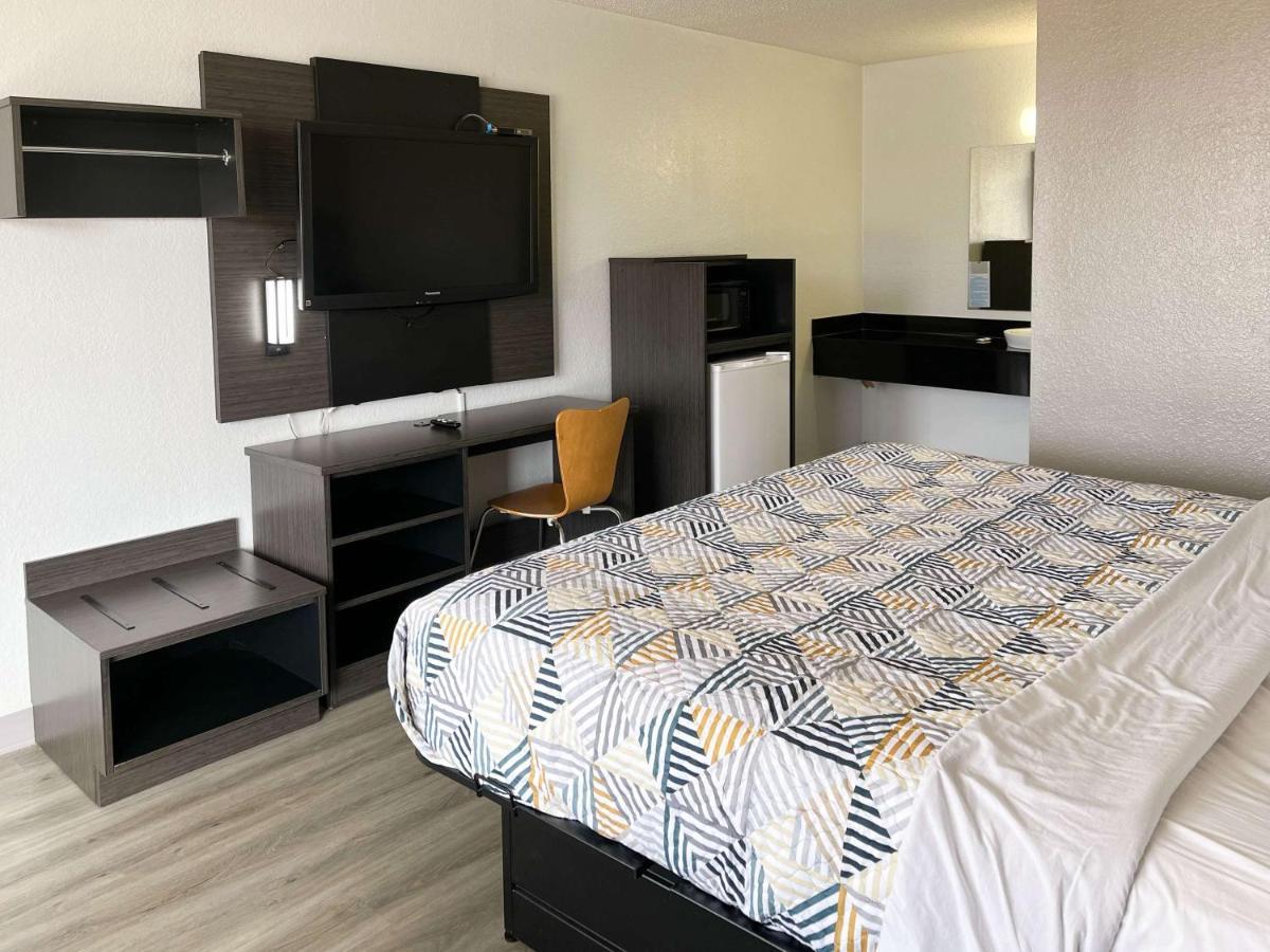 Motel 6 Baton Rouge Southeast Prairieville Exterior foto
